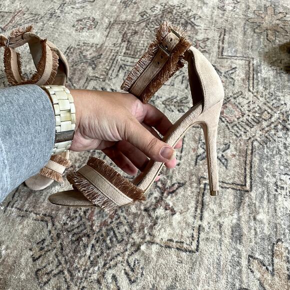 Tony Bianco REVOLVE Kimi Heel Blush Pink Kid Suede Fringe Women's Size 8 GUC - Picture 8 of 13